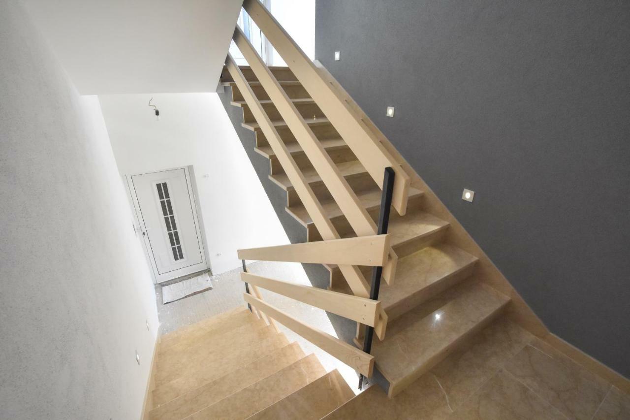 Apartmani Iva&Ante Dugi Rat Esterno foto